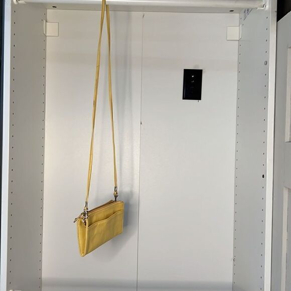 Follow Me Handbag - Picture 7 of 9